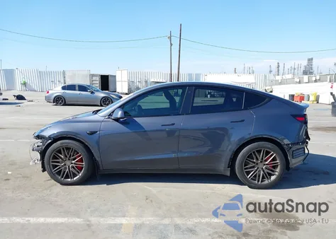 2022 Tesla Model Y Performance Dual Motor All-Wheel Drive z USA, uszkodzony, nr VIN 7SAYGDEF5NF404605